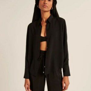 NWOT Abercrombie Boyfriend Fit Faux-Silk Button Up Shirt Size Large